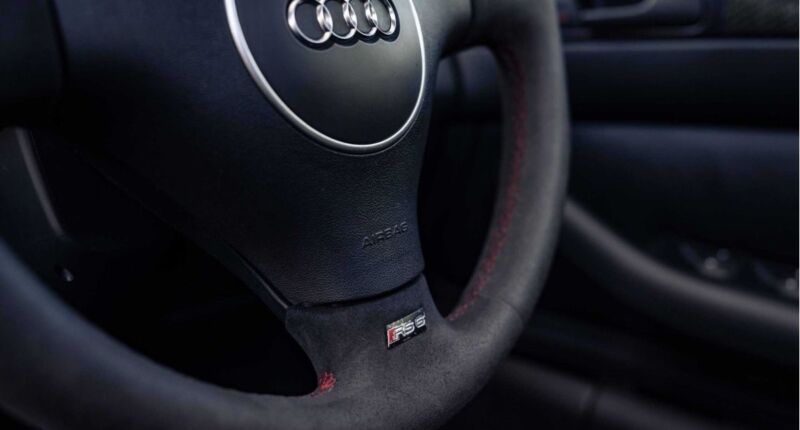 Audi RS6 Quattro Avant (C5)
